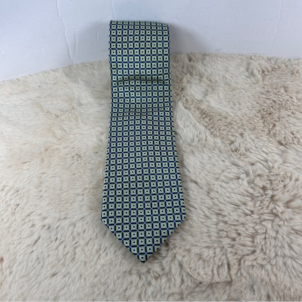 Chaps‎ Black and Green Classic Tie with Geometric Pattern